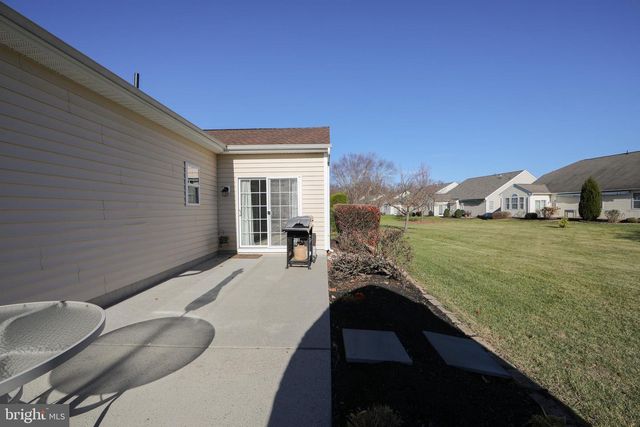 232 SNOWY EGRET LN, West Deptford, NJ 08086