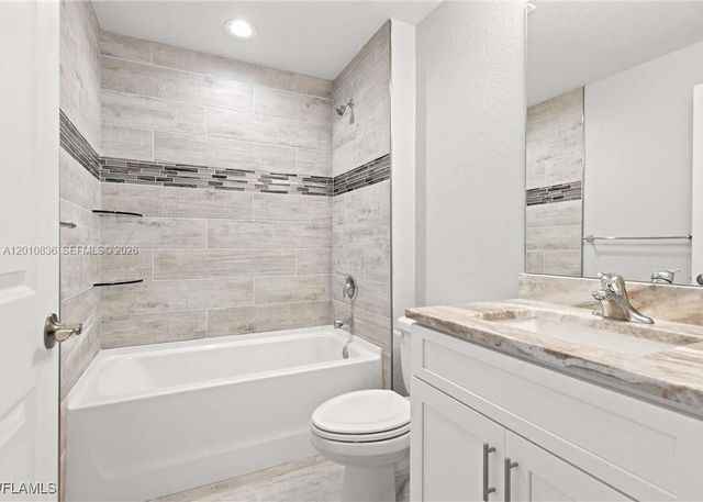 604 WILMINGTON, Cape Coral, FL 33993