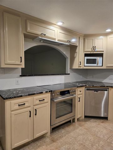 917 Adele Street, Houston, TX 77009