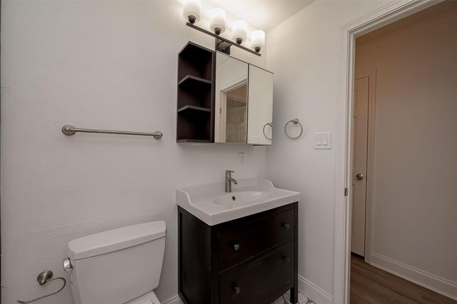 917 Adele Street, Houston, TX 77009