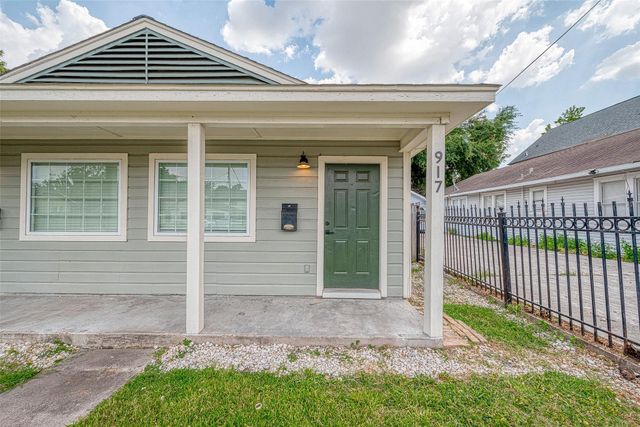 917 Adele Street, Houston, TX 77009