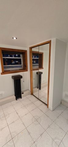 5135 W Roscoe Street B, Chicago, IL 60641