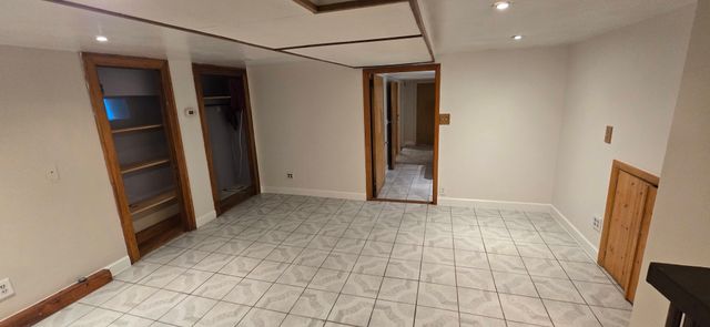 5135 W Roscoe Street B, Chicago, IL 60641