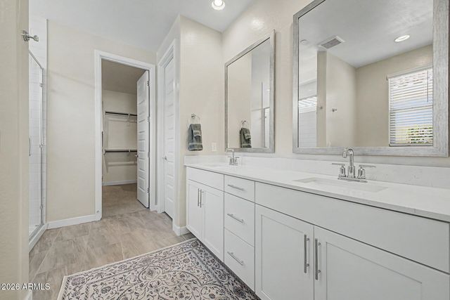 9852 E TEXAS Avenue, Mesa, AZ 85212