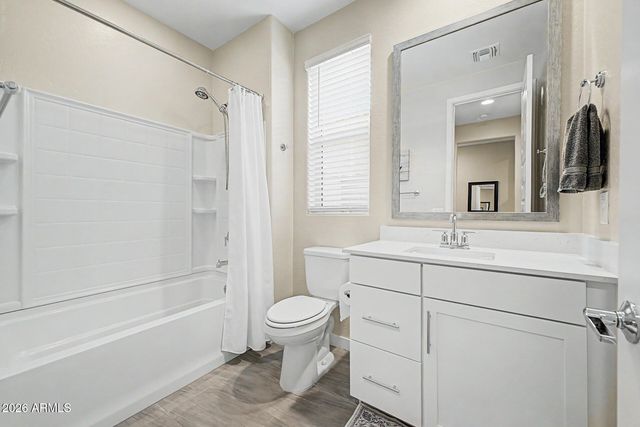 9852 E TEXAS Avenue, Mesa, AZ 85212