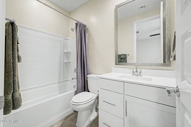 9852 E TEXAS Avenue, Mesa, AZ 85212