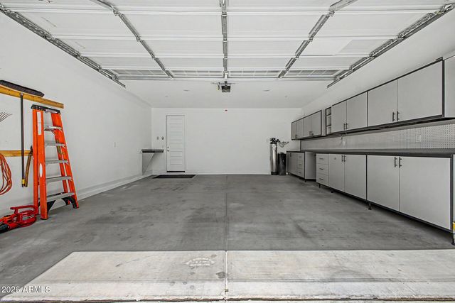 9852 E TEXAS Avenue, Mesa, AZ 85212
