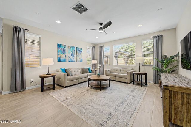 9852 E TEXAS Avenue, Mesa, AZ 85212