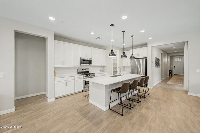 9852 E TEXAS Avenue, Mesa, AZ 85212
