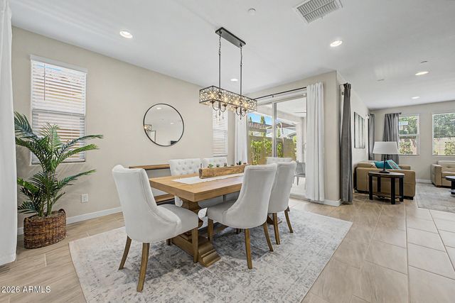 9852 E TEXAS Avenue, Mesa, AZ 85212