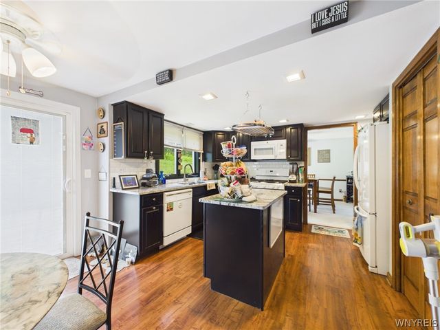 73 Larsen Lane, West Seneca, NY 14224