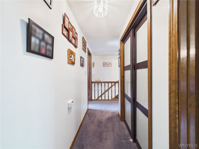 73 Larsen Lane, West Seneca, NY 14224