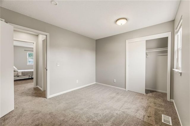 1225 E Cothrell Street, Olathe, KS 66061