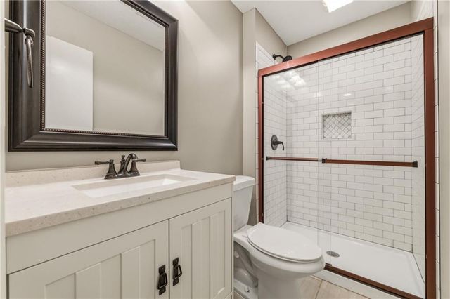 1225 E Cothrell Street, Olathe, KS 66061