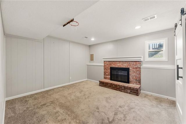 1225 E Cothrell Street, Olathe, KS 66061