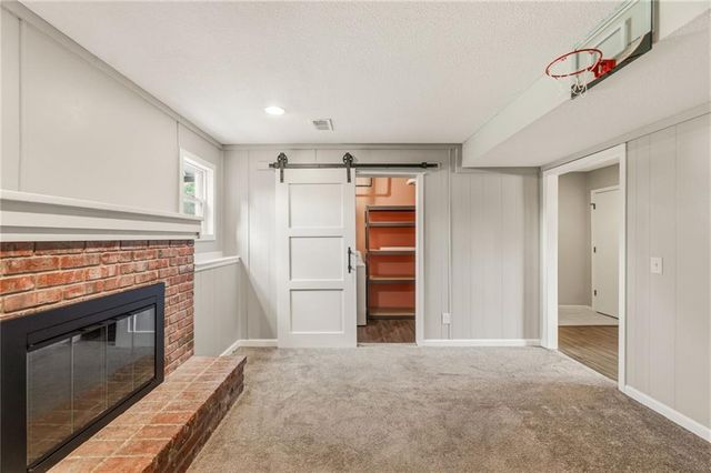 1225 E Cothrell Street, Olathe, KS 66061