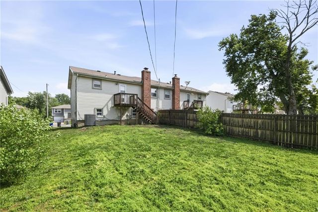 1225 E Cothrell Street, Olathe, KS 66061