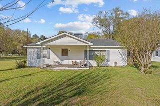 1248 Ann St, Elba, AL 36323