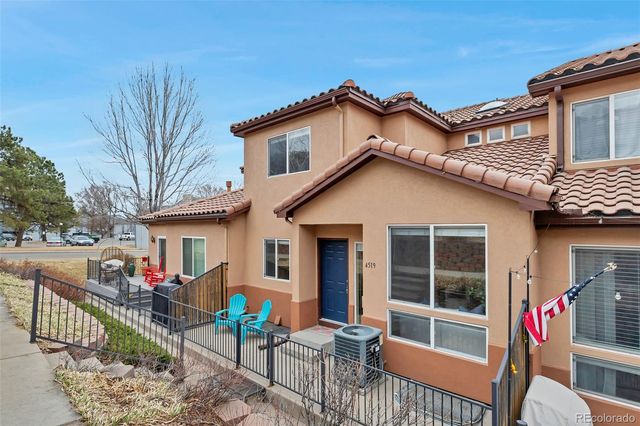 4519 S Atchison Way, Aurora, CO 80015