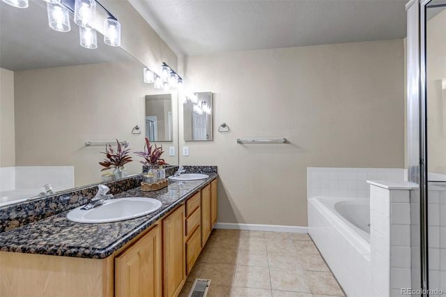 4519 S Atchison Way, Aurora, CO 80015