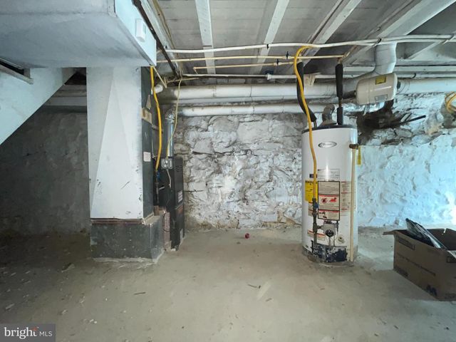 1916 W FAIRMOUNT AVE, Baltimore, MD 21223