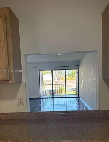 5937 Forest Hill Blvd 204, West Palm Beach, FL 33415