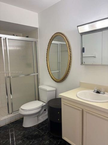 5937 Forest Hill Blvd 204, West Palm Beach, FL 33415