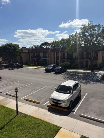 5937 Forest Hill Blvd 204, West Palm Beach, FL 33415