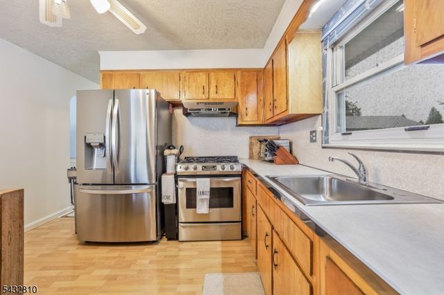 44 Terhune Ave, Passaic City, NJ 07055