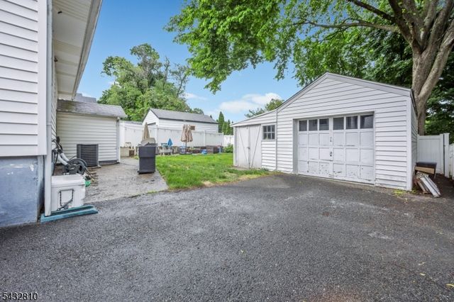 44 Terhune Ave, Passaic City, NJ 07055
