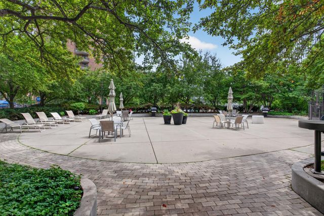 19 S 1st Street B305, Minneapolis, MN 55401