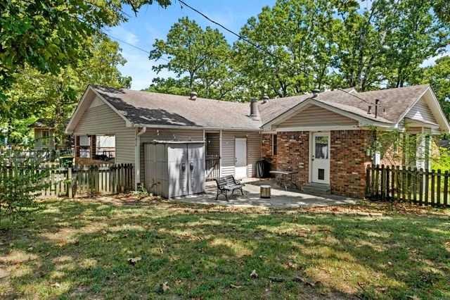 6 Beaconsfield Court, Sherwood, AR 72120