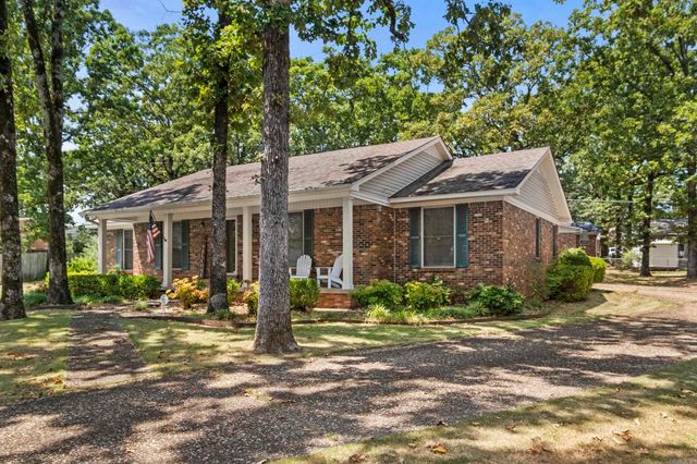 6 Beaconsfield Court, Sherwood, AR 72120