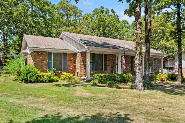 6 Beaconsfield Court, Sherwood, AR 72120
