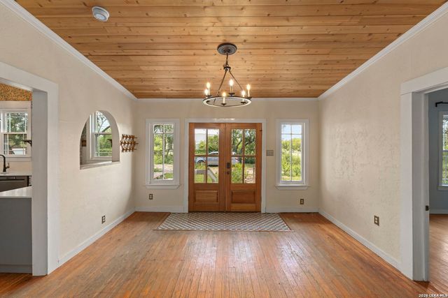 1266 Holbrook, San Antonio, TX 78218