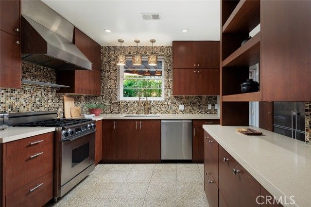 2029 N Flower, Santa Ana, CA 92706