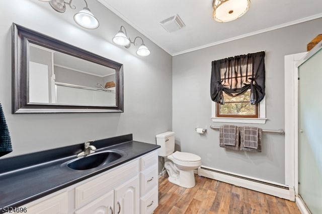 13 New St, Stanhope Boro, NJ 07874