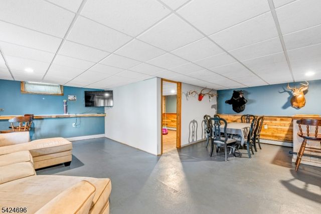 13 New St, Stanhope Boro, NJ 07874