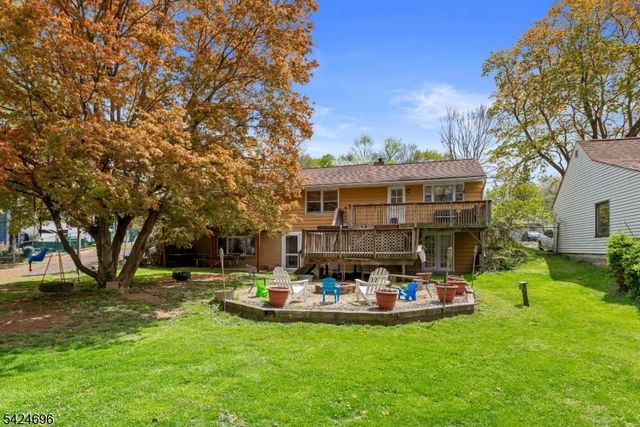 13 New St, Stanhope Boro, NJ 07874