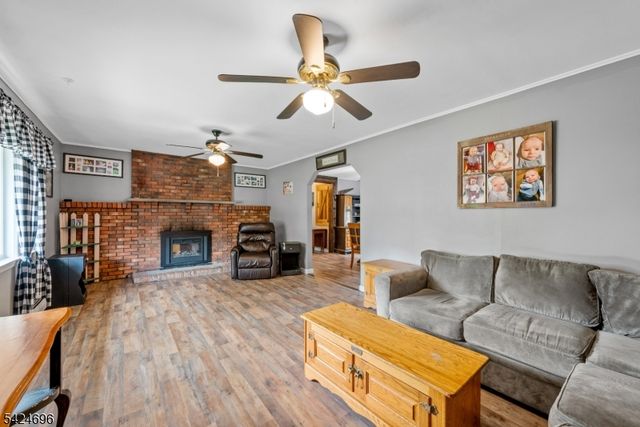 13 New St, Stanhope Boro, NJ 07874