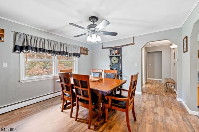 13 New St, Stanhope Boro, NJ 07874