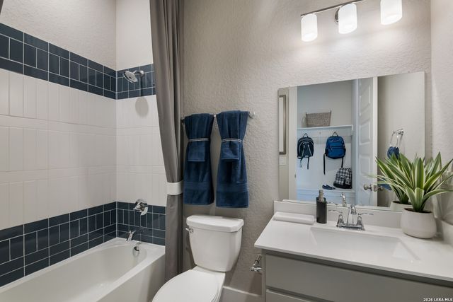 868 Silver Fox, Cibolo, TX 78108