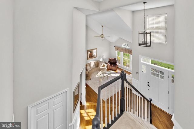 14 HONEYSUCKLE DR, Robbinsville, NJ 08691