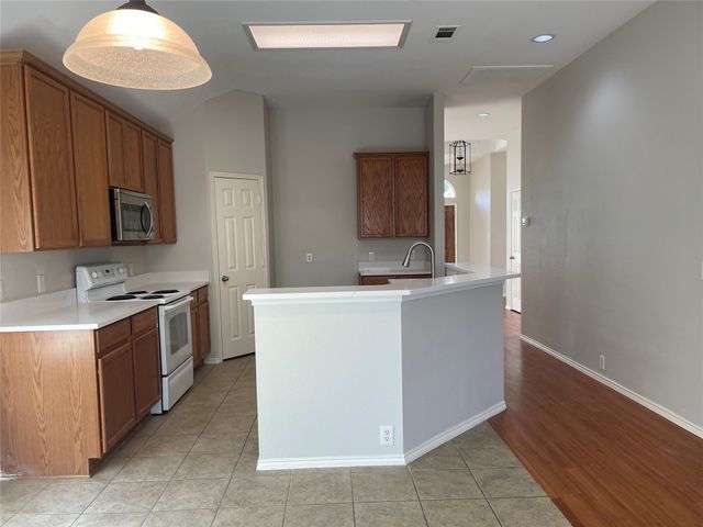 553 Presidio, Rockwall, TX 75087