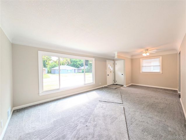 3010 Cheyenne Avenue, Flint, MI 48507