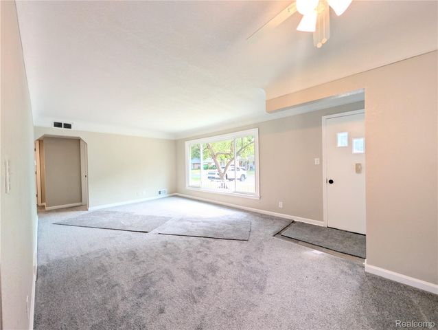3010 Cheyenne Avenue, Flint, MI 48507