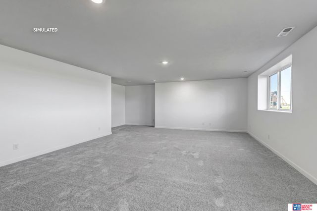 8921 Castle Pine Drive, Lincoln, NE 68516