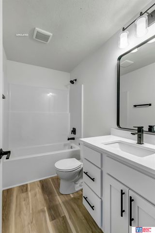 8921 Castle Pine Drive, Lincoln, NE 68516