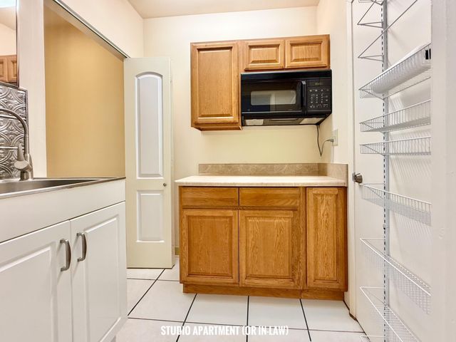 1213 W Broward Street, Lantana, FL 33462