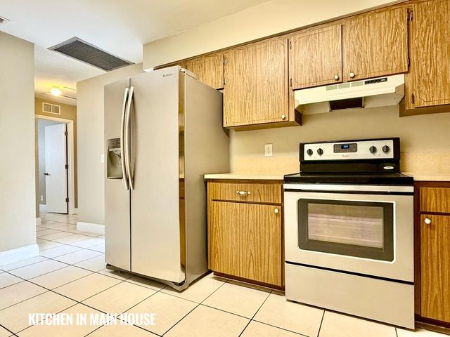 1213 W Broward Street, Lantana, FL 33462